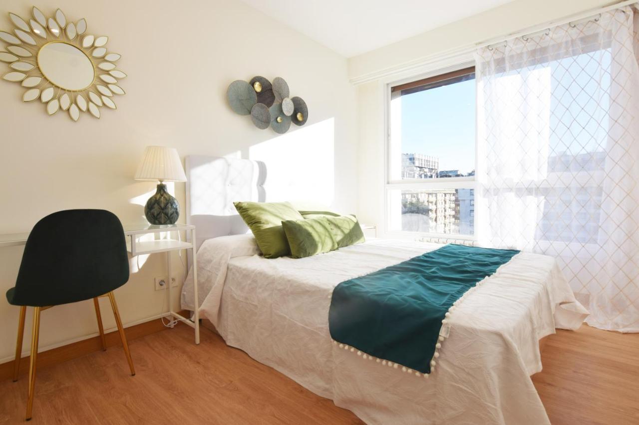 Paradise Luxurious Flat, Free Parking, 3 Double Rooms, Terrace, Jacuzzi, Fully Renovated San Sebastián Dış mekan fotoğraf