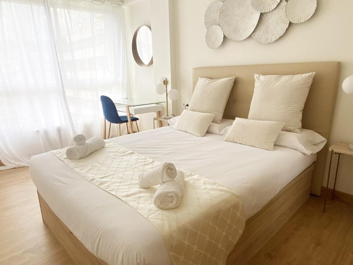 Paradise Luxurious Flat, Free Parking, 3 Double Rooms, Terrace, Jacuzzi, Fully Renovated San Sebastián Dış mekan fotoğraf